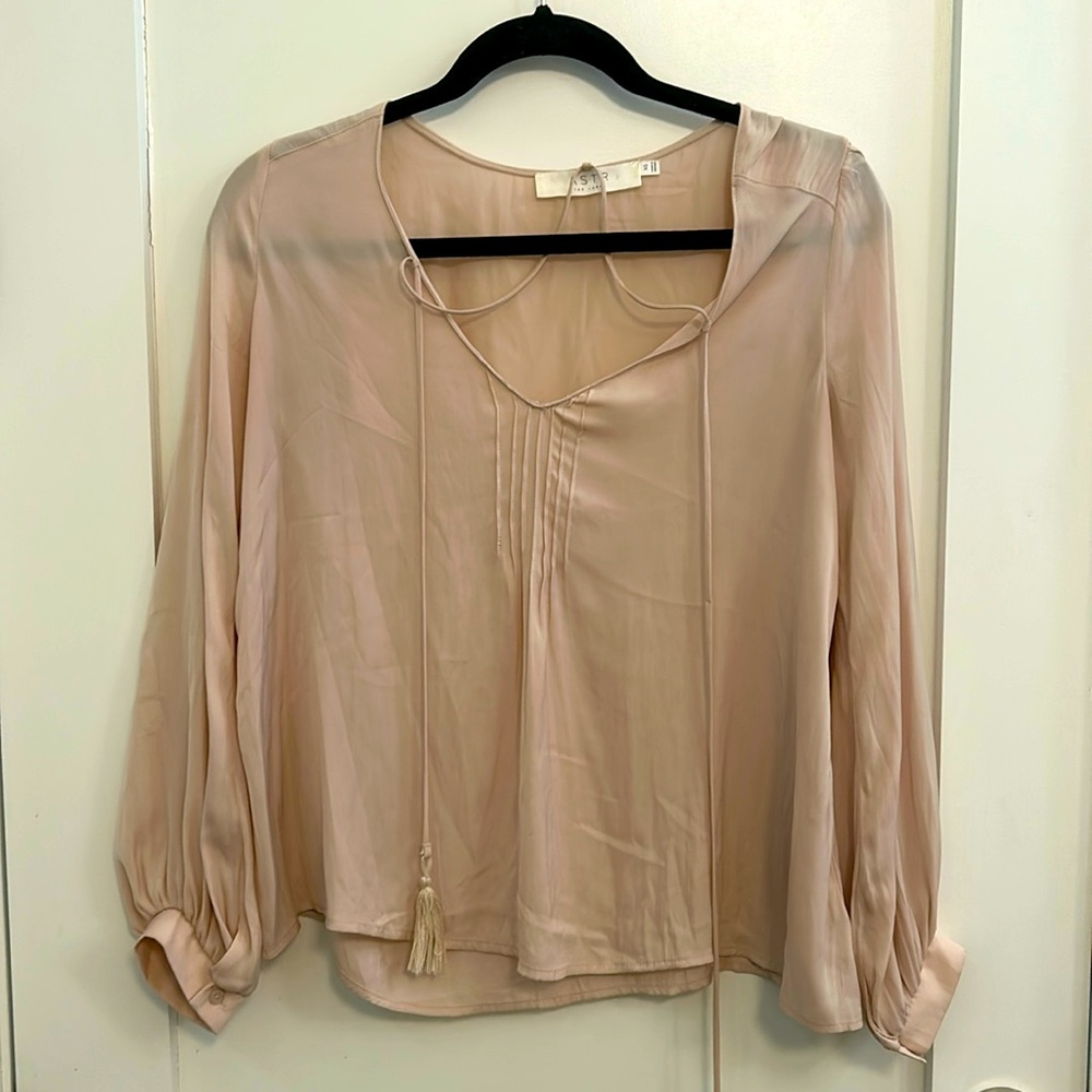 Lightweight silk like blouse with button sleeve ASTR the label